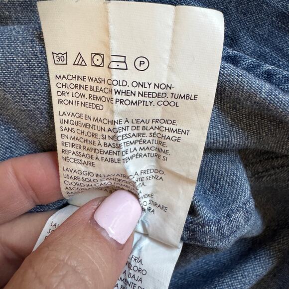 Club Monaco Slim Fit Denim Chambray Button Front Shirt Long Sleeve Size XS EUC - Picture 8 of 11